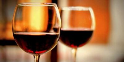 Ποια είναι η τέλεια θερμοκρασία σερβιρίσματος για το κόκκινο κρασί;