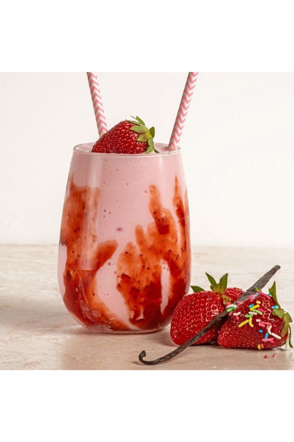 milkshake- strawberry-vanilla-2
